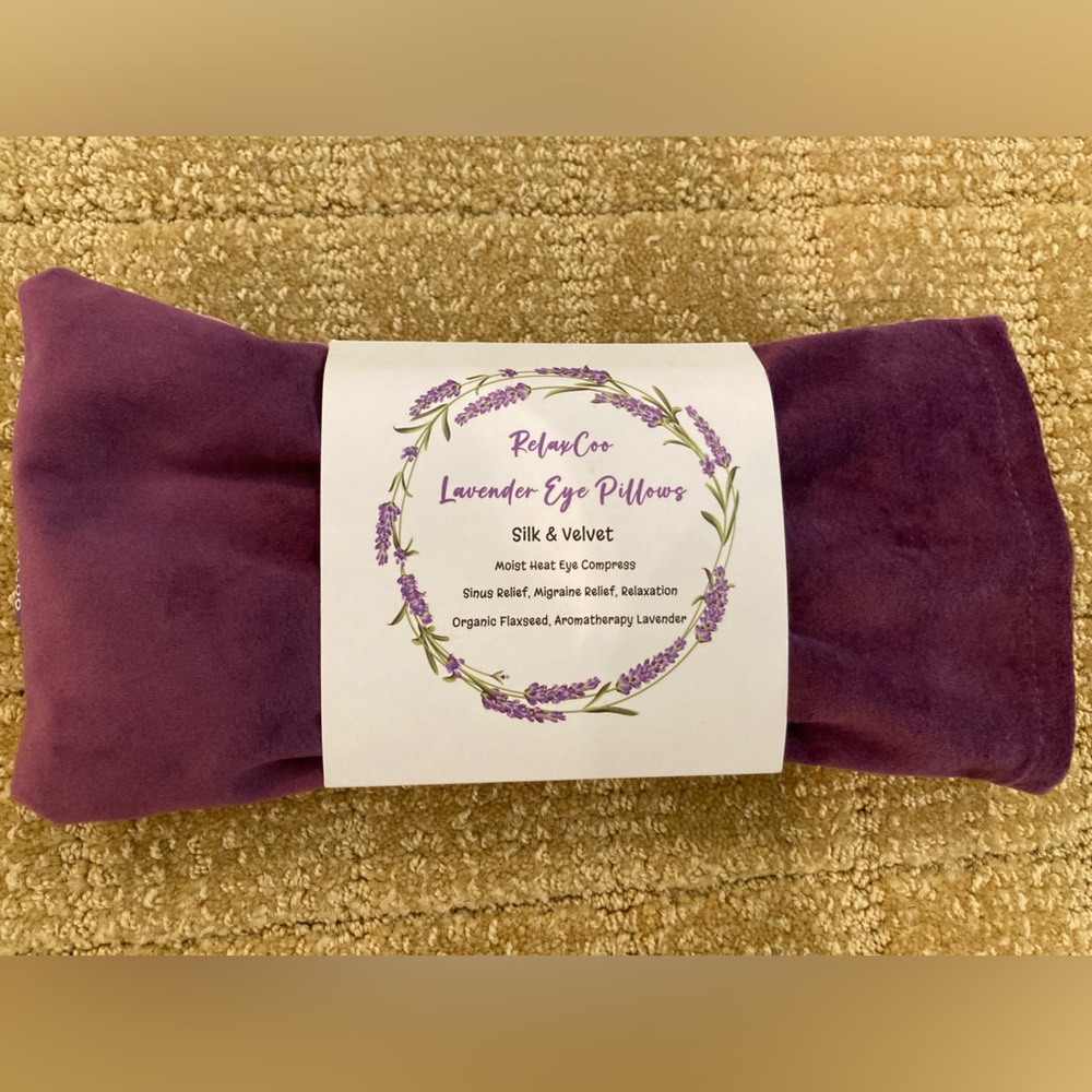 NWT RelaxCoo Lavender Eye Pillow migraine relief relaxation Aromatherapy Lavendr